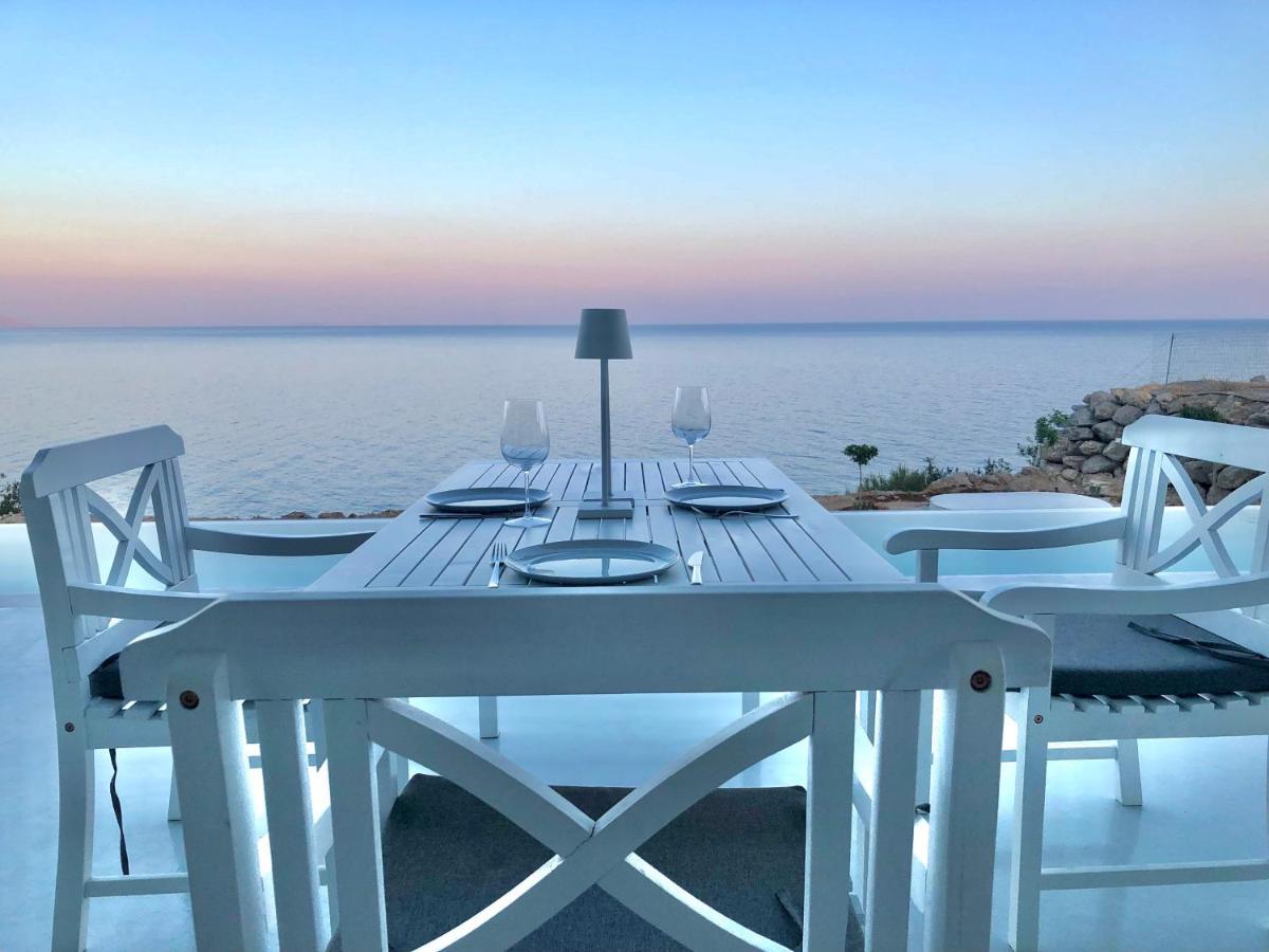 Kuro Beach House - Oceanfront Luxury & 25M Pool Αχλιά Εξωτερικό φωτογραφία