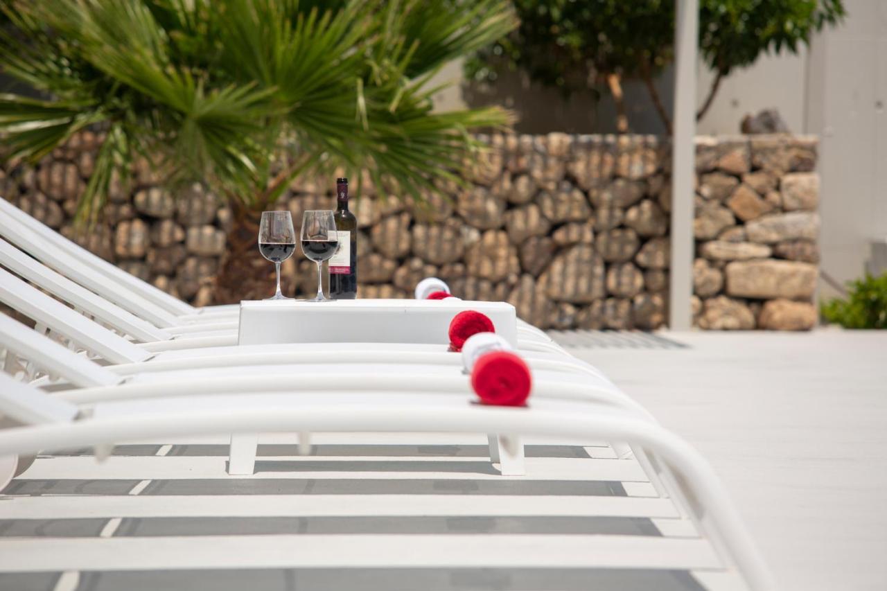 Kuro Beach House - Oceanfront Luxury & 25M Pool Αχλιά Εξωτερικό φωτογραφία